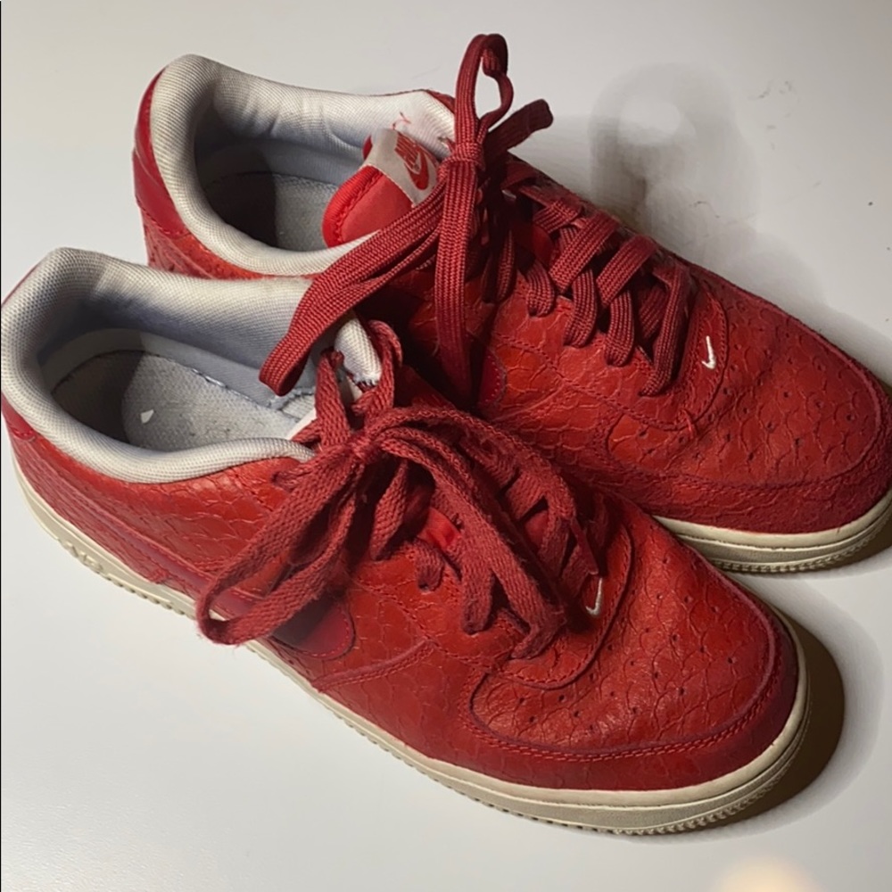 Nike Air Force 1; Boys Size 6